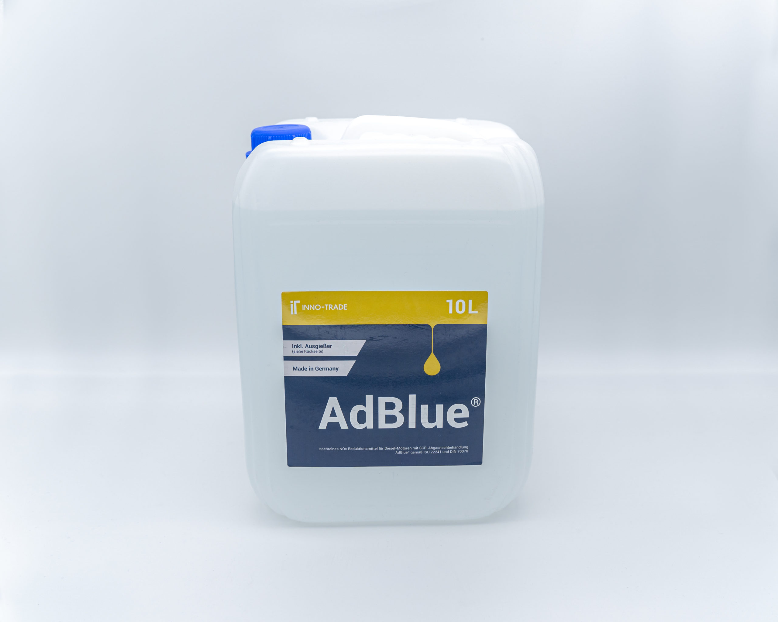 Ad Blue / AdBlue 10-Liter-Kanister inkl. Ausgießer in Hessen - Wölfersheim, Ersatz- & Reparaturteile